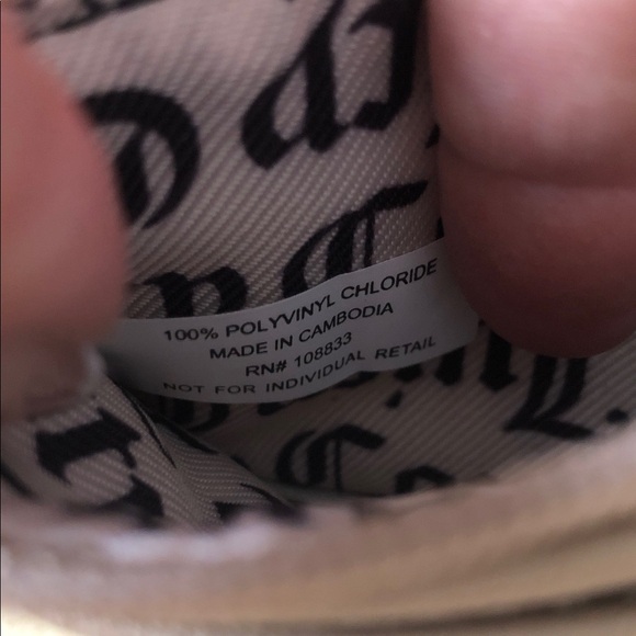 JUICY COUTURE CREDIT CARD/MONEY HOLDER •NWOT - Picture 10 of 11